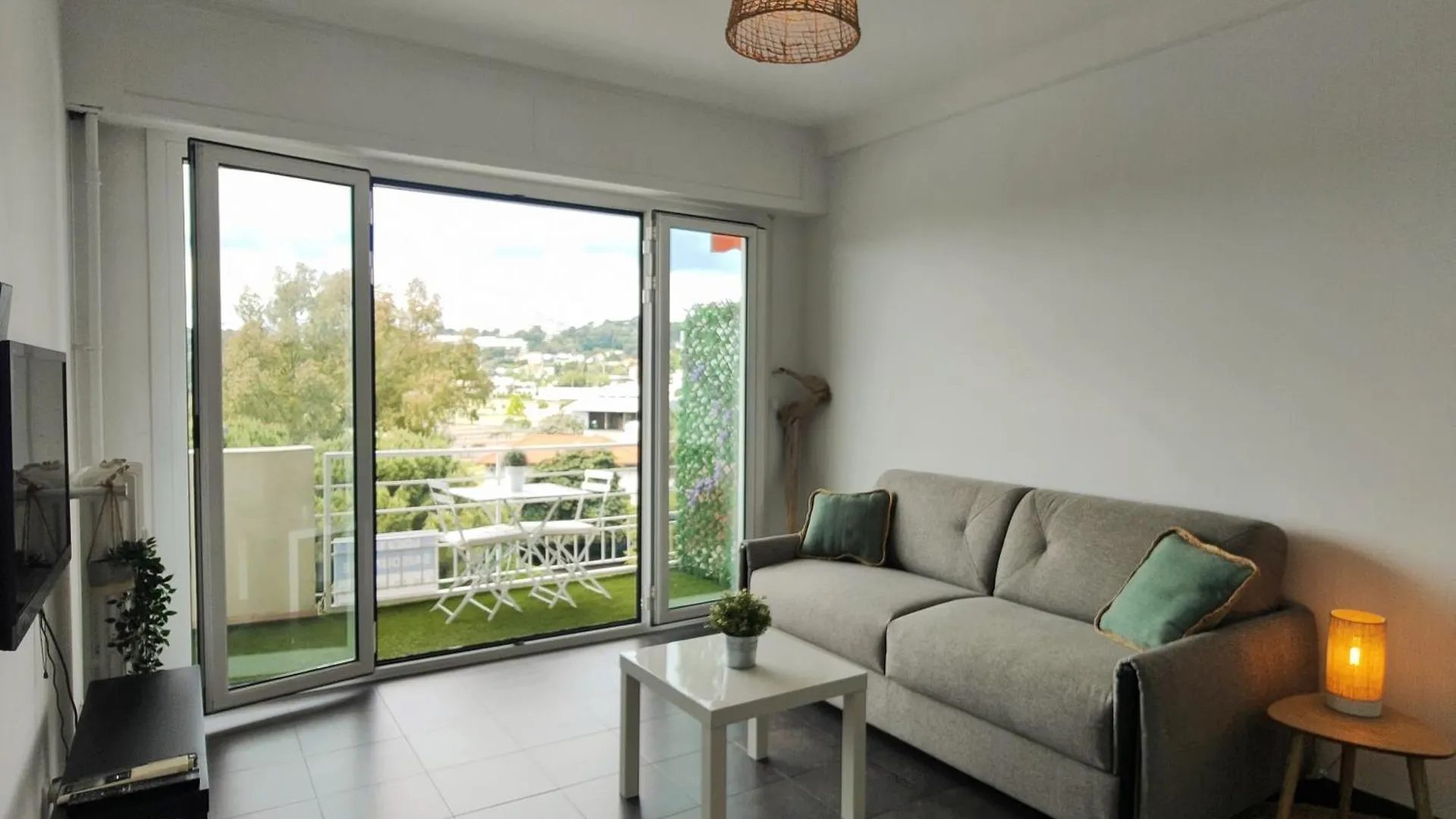 Appartement Vue Mer Cagnes-sur-Mer